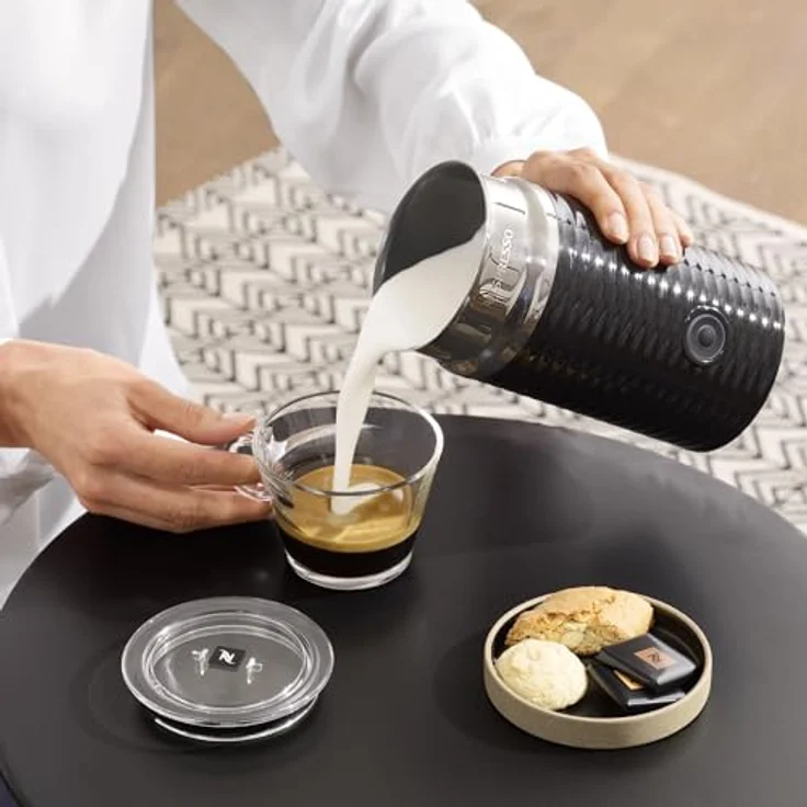 NESPRESSO Aeroccino3, Elektrischer Milchaufschäumer für 120 ml Milchschaum und 240 ml heiße Milch, Rot – Bild 5