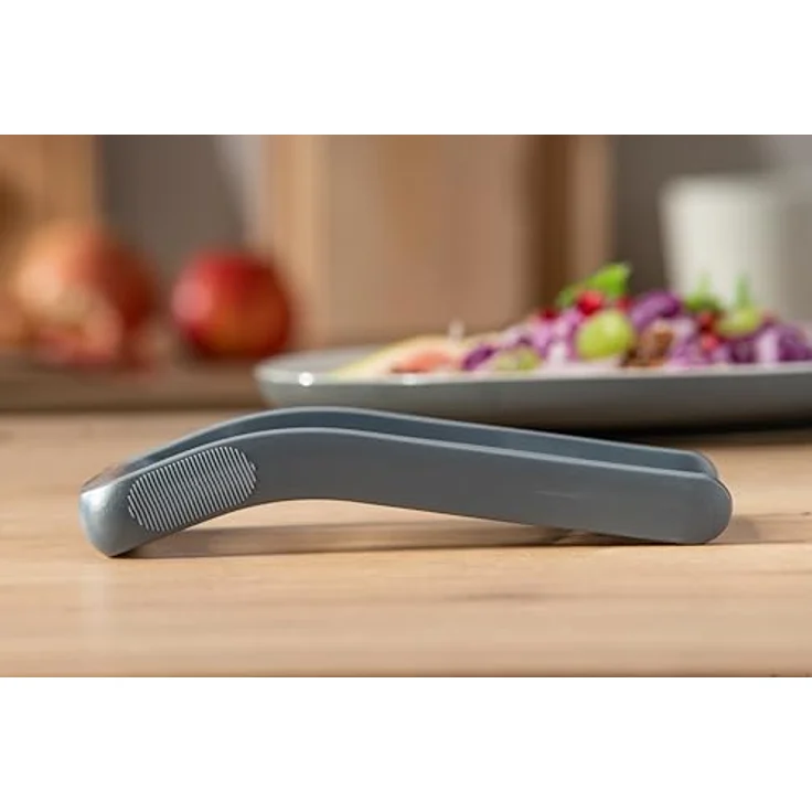 FACKELMANN Kompakt-Hobel, Gemüsehobel mit Edelstahlklinge, Reibe mit ergonomischem Griff (Farbe: Schwarz-Silber), Menge: 1 Stück – Bild 4