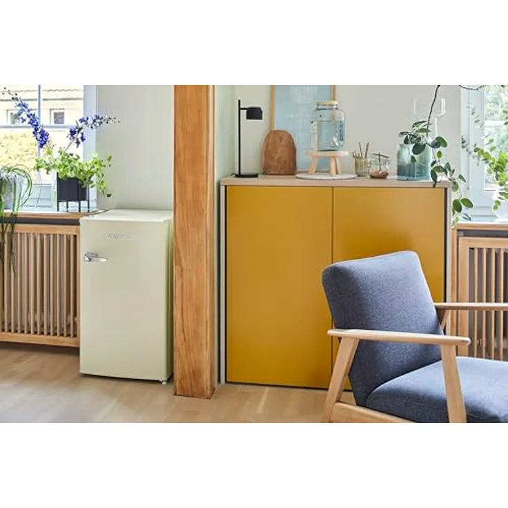 Respekta Kühlschrank Rico KG83-52, freistehender Retrokühlschrank mit Kältefach, 92 Liter, Creme, 39 dB, LED-Beleuchtung, inkl. Flaschenöffner – Bild 2