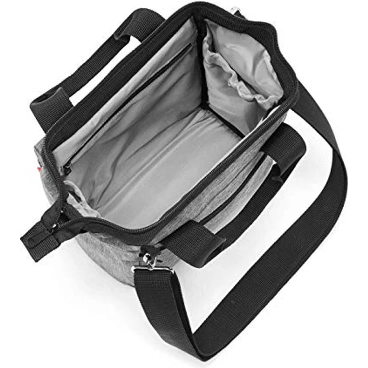 REISENTHEL® Umhängetasche Allrounder Cross Twist Silver, Wasserabweisend, 4 l Volumen, praktisch und trendbewusst – Bild 2