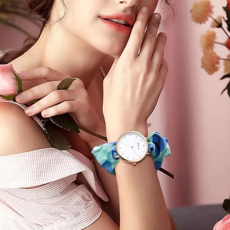 JewelryWe Damenuhr mit Blumenmuster, Elastisches Haarband, Quarz Armbanduhr in Blau, Multifunktionale Lässige Uhr mit Haargummi – Bild 5