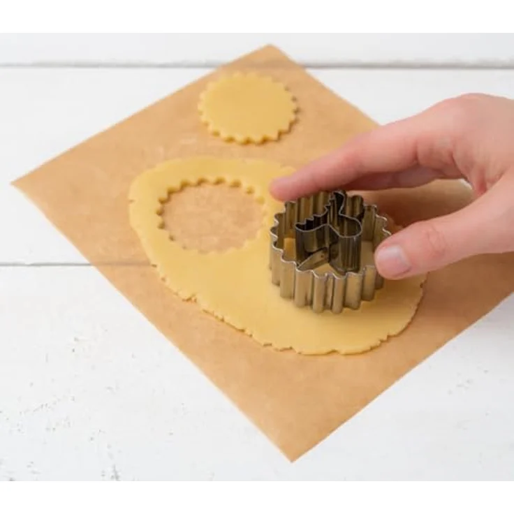 Zenker Ausstecher Linzer mit Herz, Edelstahl 2in1 Ausstecher für Weihnachtsplätzchen und Terassenplätzchen, perfekt für Linzer-Plätzchen, einfach zu reinigen, designed in Germany – Bild 3