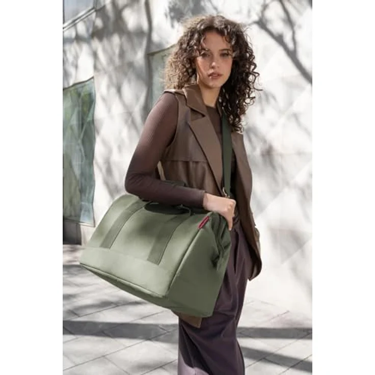 reisenthel Allrounder L Weekender Reisetasche, 48 cm, grün, 100% Polyester, vielseitig einsetzbar – Bild 9