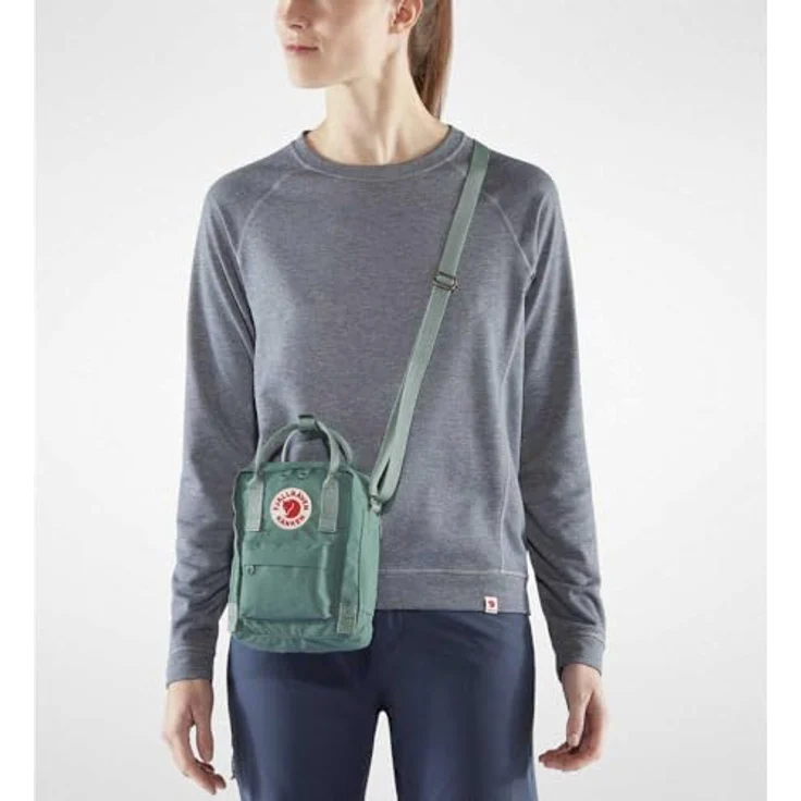 Fjällräven Kånken Sling Umhängetasche, verstellbarer Schultergurt, violett, 15 x 20 x 11 cm – Bild 4