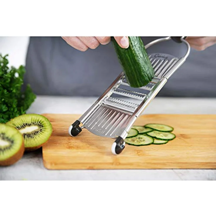 Genius Nicer Dicer Speed Set 7-tlg Gemüsehobel - Gemüseschneider mit 3 Einsätzen & Schneidguthalter | Parmesanreibe, Juliennereibe und V-Hobel – Bild 4