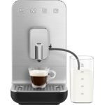 Smeg Kaffeevollautomat BCC13BLMEU, inkl. Milchbehälter, für vielfältige Kaffee- und Milchspezialitäten, schwarz