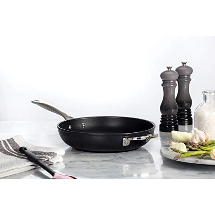 Le Creuset Pfeffermühle, ABS-Kunststoff, 6,2 x 6,2 x 20,8 cm, Keramik-Mahlwerk, Flint (Grau) – Bild 3