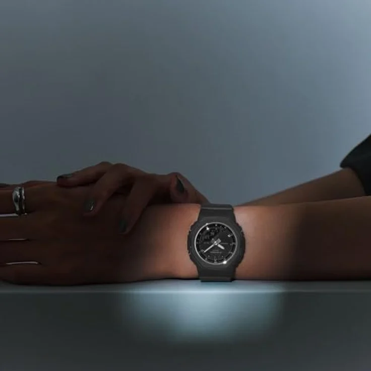 Casio GMA-P2110-1AER G-Shock Classic, Armbanduhr aus Kunstharz in Schwarz, kompakte Größe, schlichtes Design – Bild 7