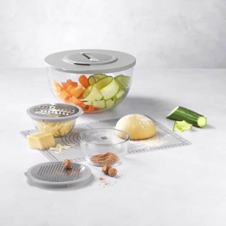 ZWILLING Fresh & Save BOWLS Zubehör Set, 5-teilig, inkl. Spritzschutz, 3 Reibeaufsätze und Anti-Rutsch-Matte aus Silikon – Bild 2