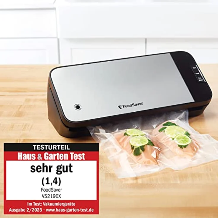 FoodSaver Vakuumiergerät für Lebensmittel mit Zubehör und Schlauch für das Handvakuumiergerät | Vakuumierer mit 1 Vakuumrolle, 5 Vakuumbeuteln & 5 Zip-Beuteln| Silber mit schwarzen Akzenten [VS2190X] – Bild 2