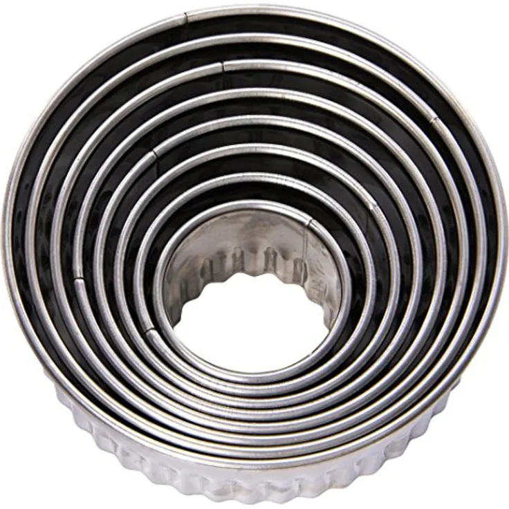 GOBEL 880001 Schachtel mit 8 Ausstechern Rund geriffelt Edelstahl