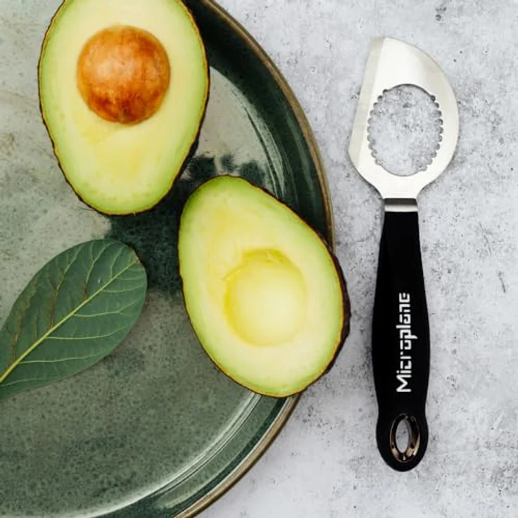 Microplane 3in1 Profi Avocado Schneider in hochwertigem Edelstahl - Küchenschneider für frische Avocado, Entkerner und sicherer Fruchtfleisch-Schneider – Bild 4