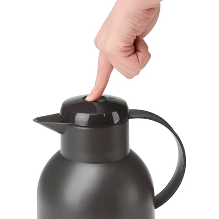 Emsa N4011900 Samba Isolierkanne (1,5 Liter, Quick Press Verschluss, 12h heiß und 24h kalt) Transluzent-Schwarz – Bild 3