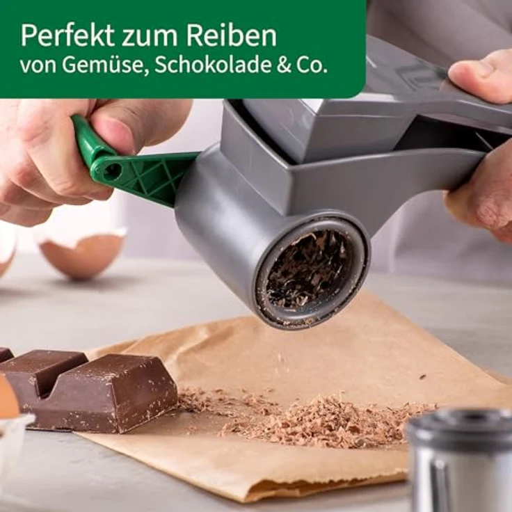 FACKELMANN Chefkoch Trommelreibe mit Kurbel, 3 Einsätzen für Gemüse, Käse und Nüsse – Leichtes Befüllen durch große Öffnung, 21 cm x 10,5 cm x 10 cm – Bild 5
