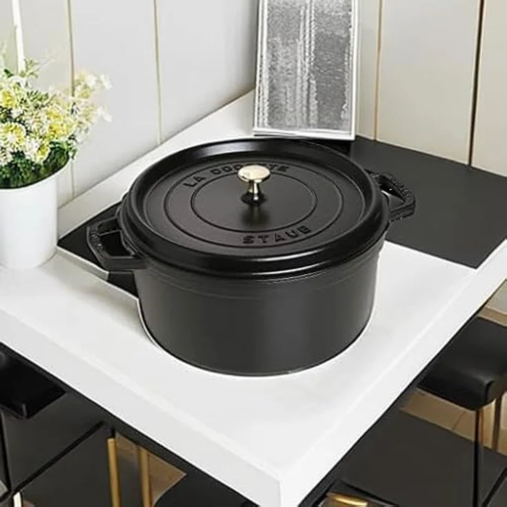 Staub 40509-863-0 Cocotte-Bräter, rund mit Deckel 30 cm, 8,35 L, mit mattschwarzer lierung im Inneren des Topfes, schwarz – Bild 5
