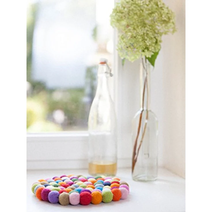 myfelt Filzkugel Topfuntersetzer - Lotte - 20 cm, bunt – Bild 3