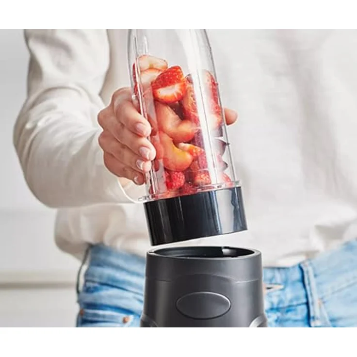 Betty Bossi MixFIT Smoothie Maker 25999, Leistungsstarker Standmixer mit 3 BPA-freien To-Go Bechern, 380 Watt, kompakt und auslaufsicher – Bild 3