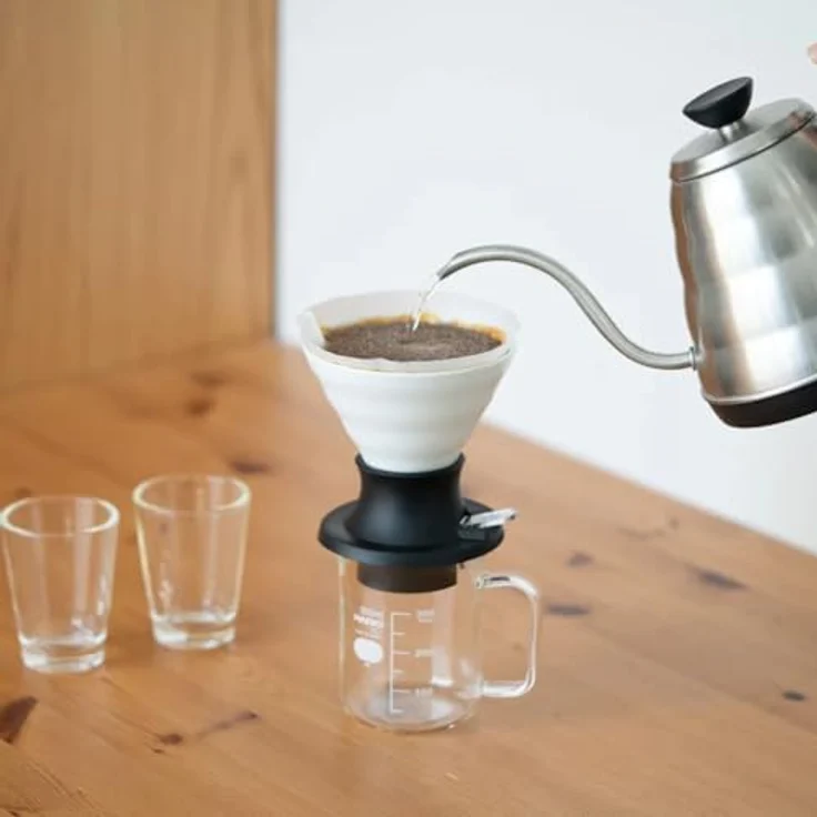 Hario V60-02 Keramiktropfer, Immersion Dripper Switch mit 40 Papierfiltern für optimale Brühmethoden – Bild 2
