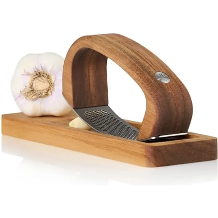 AdHoc GC01 Knoblauchpresse mit Schneidbrett RoccaAlio | Akazienholz und lasergeschnittene Edelstahlklinge | modern und ergonomisch in der Anwendung