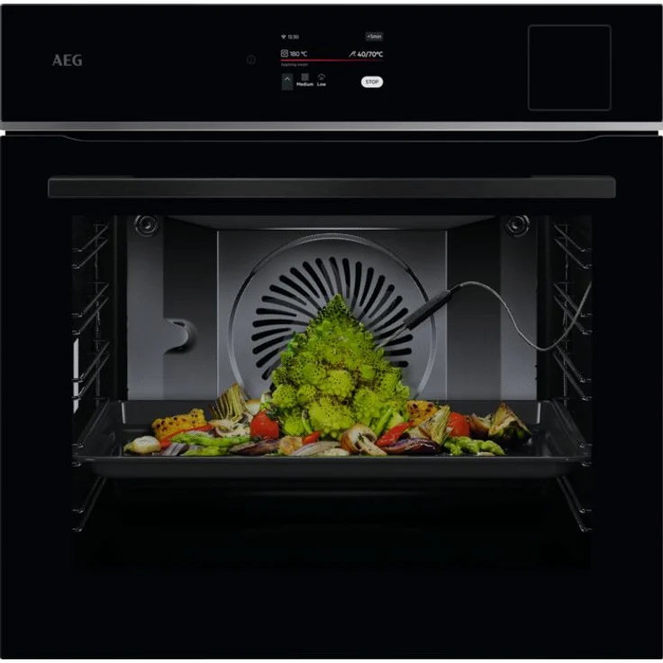 AEG Serie 8000 TP8SB73FAB Einbaubackofen, 70 L, SteamPro, 3500 W, WiFi, schwarz, A++