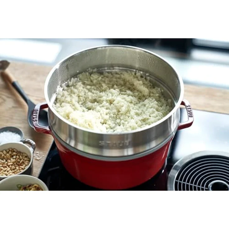 STAUB Gusseisen Bräter-Cocotte, mit Dämpfeinsatz, rund 26 cm, 5,2 L, kirsche - rot – Bild 5