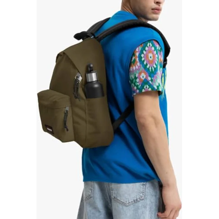 Eastpak Day Pak'R, Freizeitrucksack mit 24 Litern Fassungsvermögen, strapazierfähig und mit gepolsterten Schultergurten, in Schwarz – Bild 4