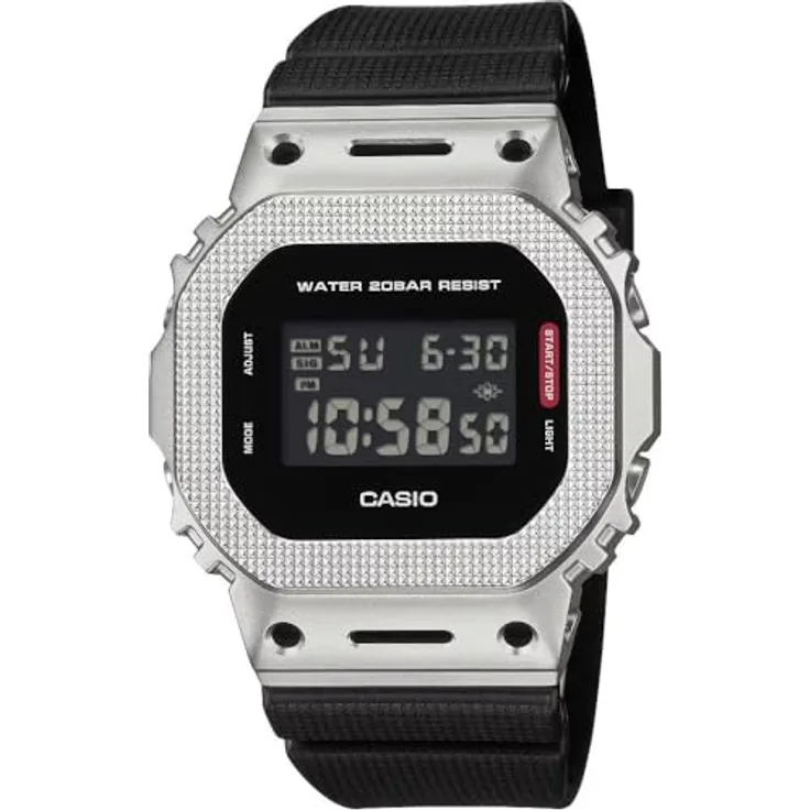 Casio G-Shock GM-5600M-1ER Sportuhr, stoßfest mit Metalllünette und Gummiarmband, schwarz