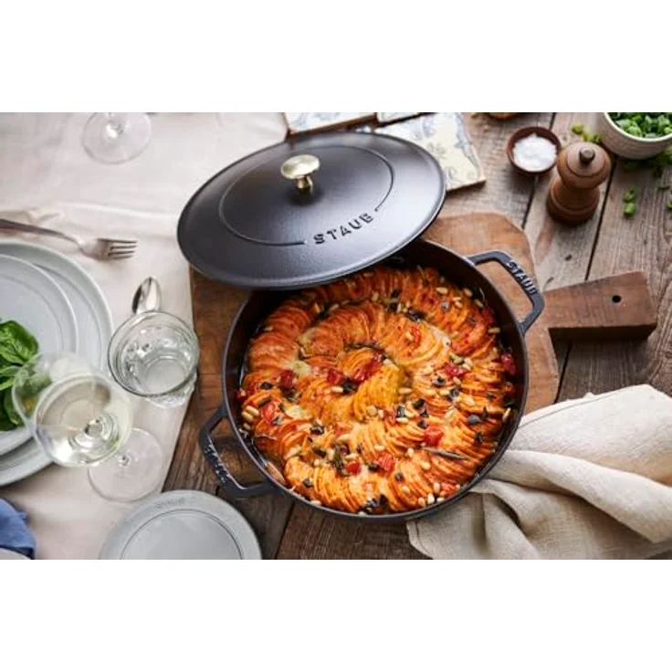 Staub Bräter mit Chistera, Induktionsgeeignet, Gusseisen, Schwarz, 24 cm, 1 Einheiten – Bild 9