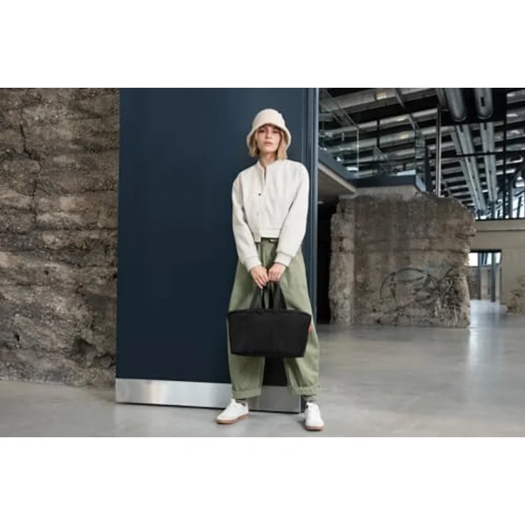 Reisenthel coolerbag special edition Shopper, großer Einkaufskorb mit Thermo-Isolierung aus recyceltem Polyester, Schwarz – Bild 7