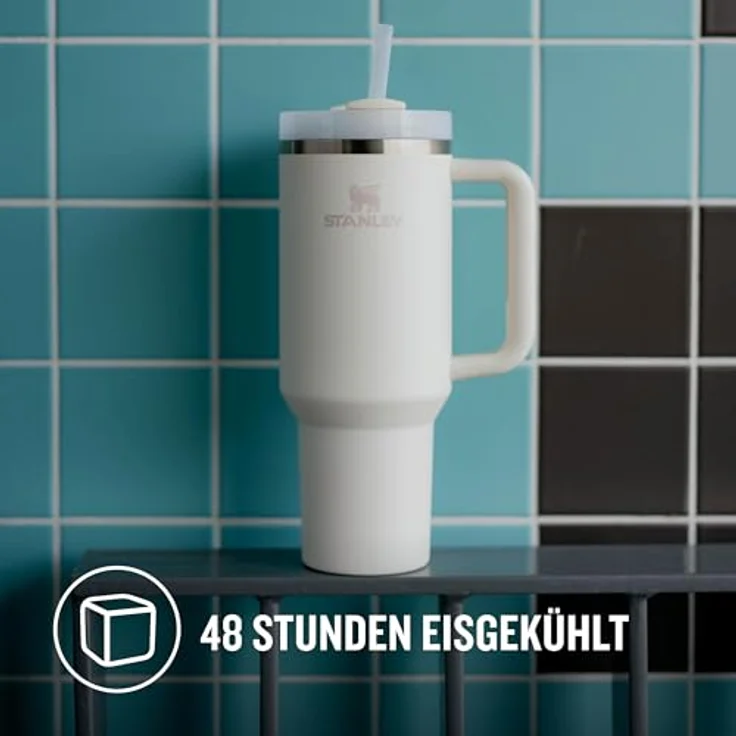 STANLEY Quencher H2.0 FlowState Trinkflasche mit Strohhalm 1.2L - Thermobecher Kühlt 11 Stunden - 48 Stunden Eisgekühlt - Spülmaschinenfest - Thermosflasche BPA Frei - Kaffeebecher To Go - Cream - Preisvergleich – Bild 4