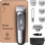 Braun Bodygroomer Series 7, +8 Zubehörteile, mit Smartlight & SkinGuard, 100 Min Akku, Sanft in empfindlichen Bereichen, Trimmen & Rasieren mit SensitiveTrim-Aufsatz, wasserdicht, Grau