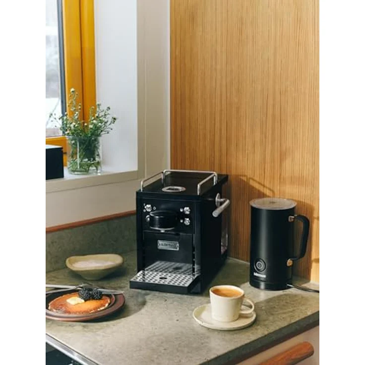 Sjöstrand The Original 2 Kapsel-Kaffeemaschine, 19-Bar-Drucksystem, Edelstahl, Schwarz, kompatibel mit Nespresso® Original Kapseln – Bild 2