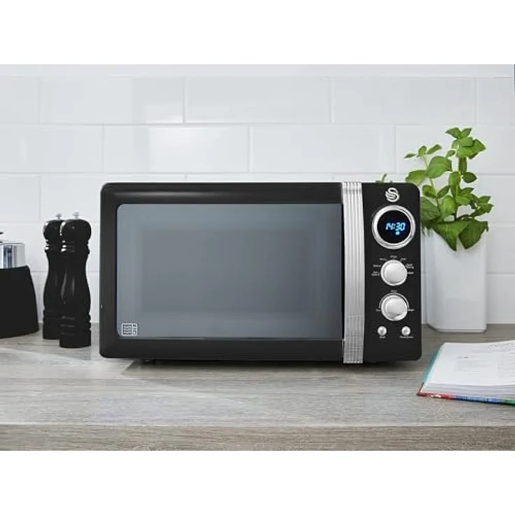 Swan SM22030LBNEU Retro Mikrowelle 20L, 800 Watt, 5 Leistungsstufen, Auftaufunktion, Timer, schwarz – Bild 2
