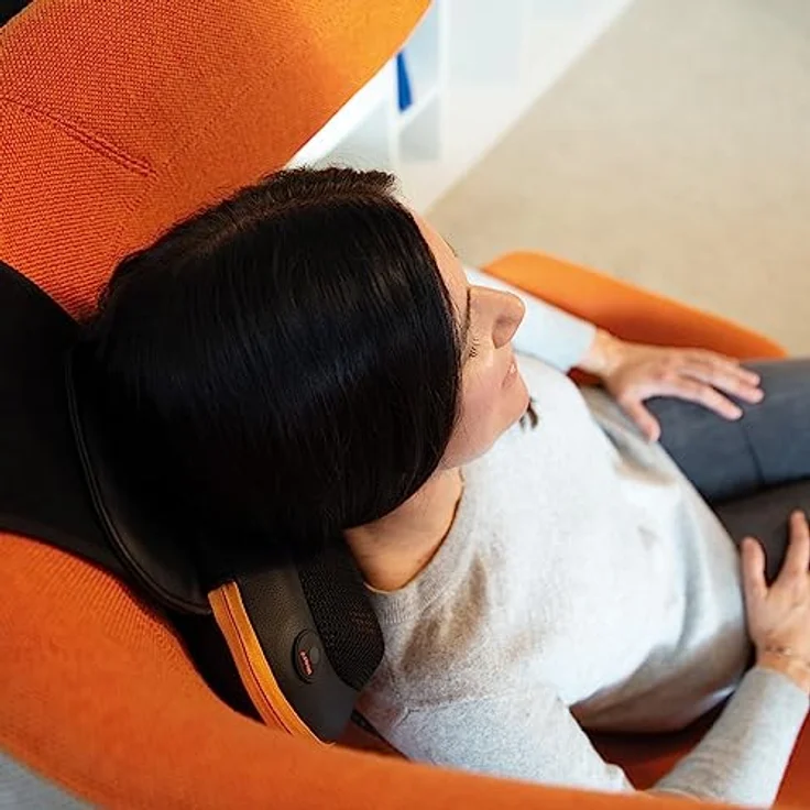 Belena Shiatsyou Massagekissen - Druckmassage mit 6 Shiatsu-Massageköpfen inkl. Licht und Wärmefunktion - Doppelrotationsmassage - Nacken, Schultern, Rücken, Ober- und Unterschenkel – Bild 4