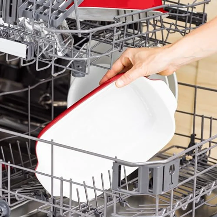 KitchenAid Stoneware Backform Rechteckig mit Bambusdeckel, 26 cm/1,9L, PFAS-frei, Ofenfest bis 260°C, Spülmaschinenfest, Imperium Rot – Bild 4