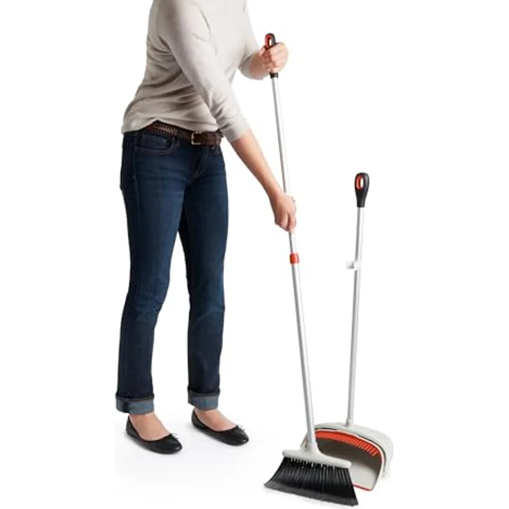 OXO Good Grips Ausziehbares Fegerset – Bild 5