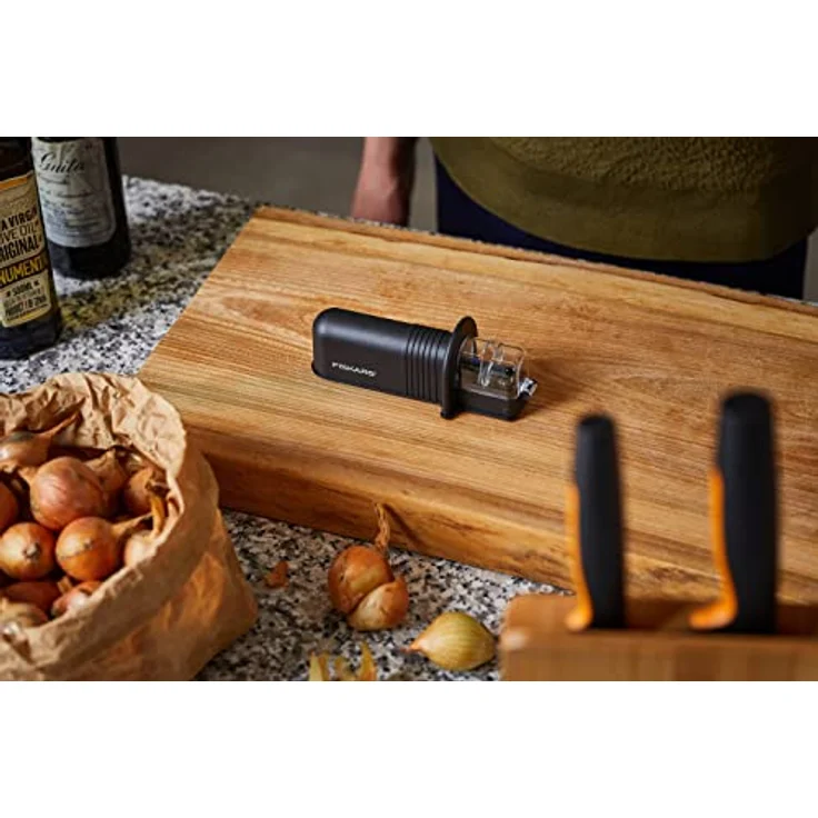 Fiskars Roll-Sharp Messerschärfer mit Keramik-Schleifstein, Kunststoff, Schwarz, Essential, 1023811 – Bild 6