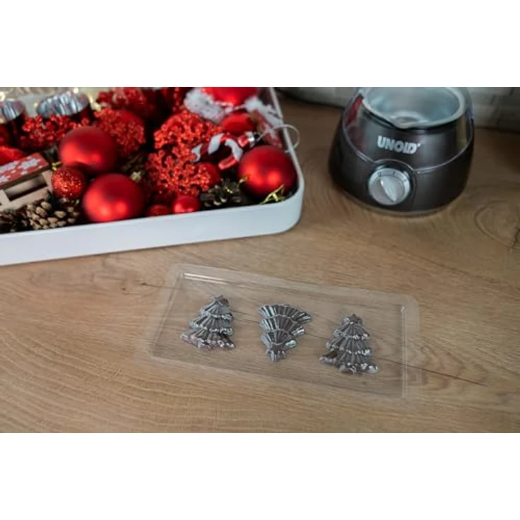 Unold 48967 Chocolatier Sparset Schokobrunnen Schokofondue Inkl. 12 Gießformen mit Weihnachtsmotive, 25 Watt (braun/silber) – Bild 3