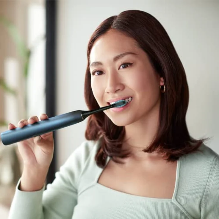 Philips Sonicare DiamondClean HX9911/89 elektrische Zahnbürste der 9000er Serie – Schallzahnbürste, sauberere Zähne und Mundpflege mit 4x C3 Premium Plaque Defense-Bürstenköpfen, Aquamarine – Bild 3