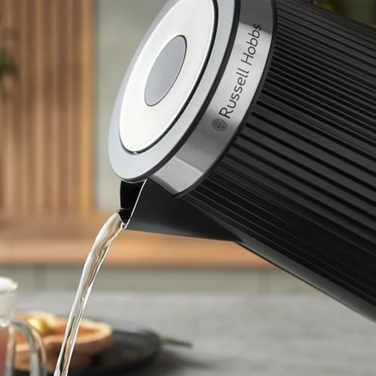 Russell Hobbs Brontë Wasserkocher 1,7L, 2400W, Matt Schwarz mit Silberakzenten, Perfect-Pour-Ausguss, Wasserstandsanzeige, herausnehmbarer Kalkfilter, Push-to-Open-Deckel – Bild 3