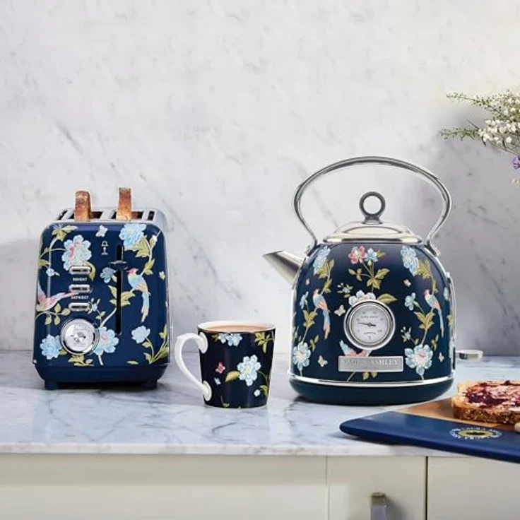 VQ Laura Ashley Elveden Navy, Kabelloser Edelstahl-Wasserkocher mit 1.7 Litern, 2.2 kW Schnellkochtechnologie, Überhitzungsschutz und Temperaturanzeige – Bild 2