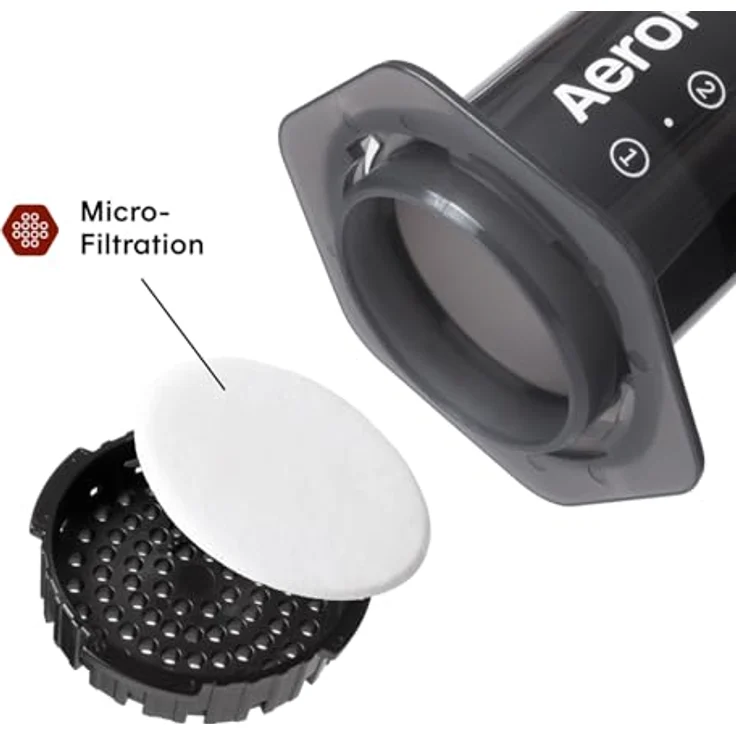 AeroPress Kaffeebereiter Coffee Maker, inkl. 100 Filtern - Kaffeebereiter für unterwegs, sanfter Luftdruck für perfekten Kaffeegeschmack – Bild 4