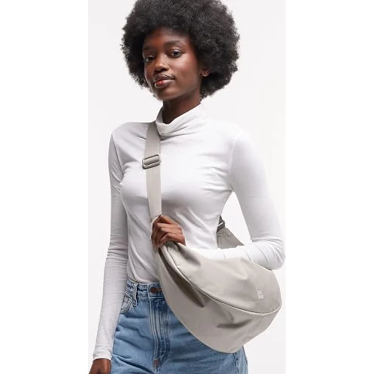 GOT BAG Moon Bag Large, Umhängetasche aus wasserabweisendem rPET-Material, Braun, verstellbarer Schultergurt, 30 x 40 cm – Bild 3