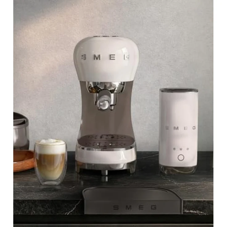SMEG ECF12BLEU, 15-Bar Espressomaschine für schwarzen Espresso mit separatem Milchaufschäumer, schwarz – Bild 5