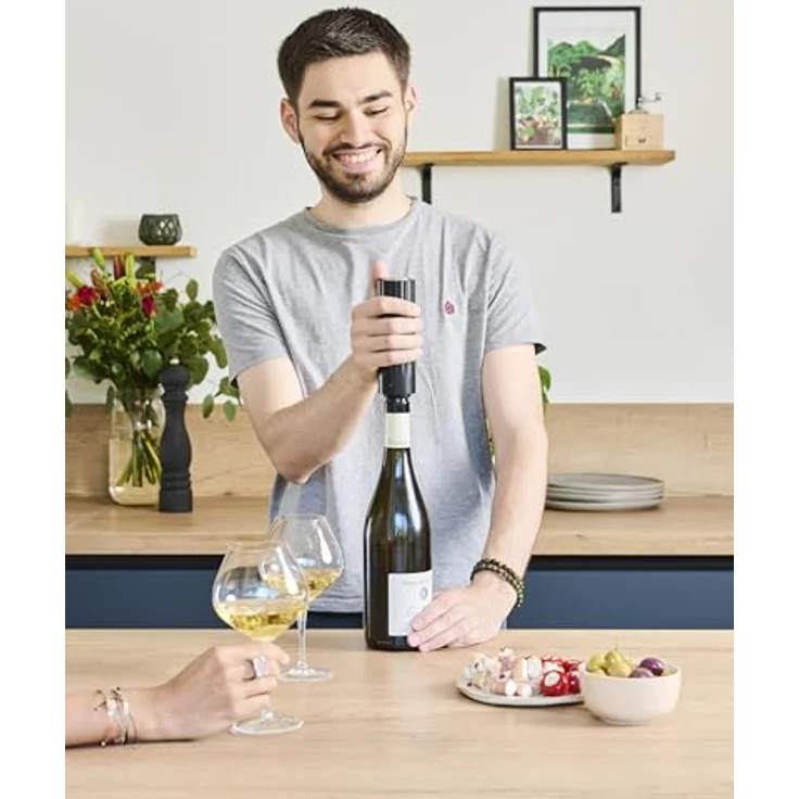 PEUGEOT PRESERVE, Elektrische Vakuumpumpe für Wein, 14 cm, schwarz, langlebiges ABS-Gehäuse, effektiver Aromaschutz – Bild 2