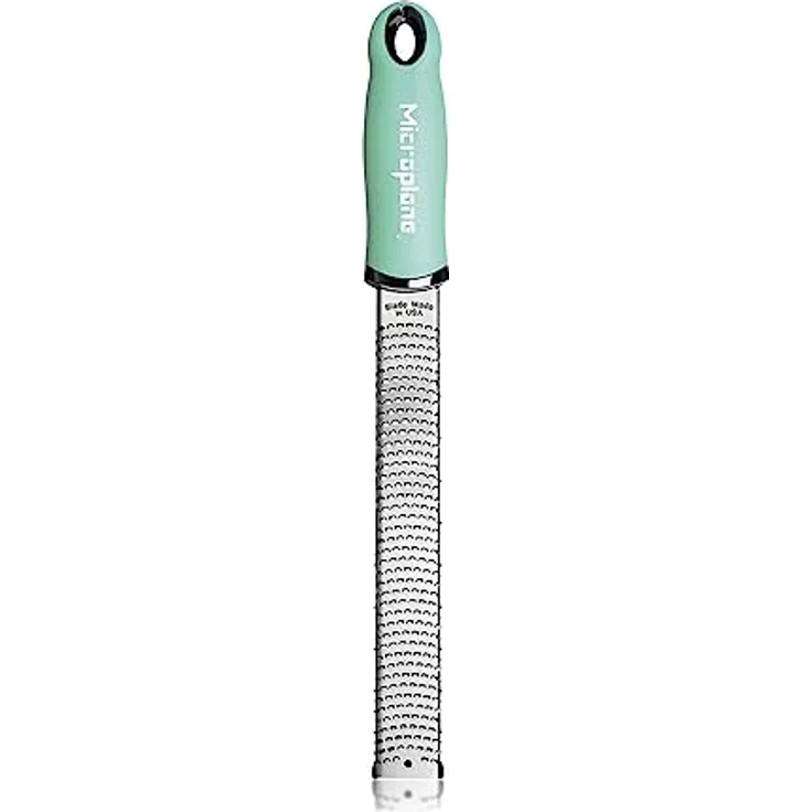 Microplane Zester Reibe Fein Retro-Grün Edelstahl aus der Premium Classic Serie für Zitrusfrüchte, Hartkäse, Ingwer, Schokolade, Muskatnuss und Trüffel – Bild 2