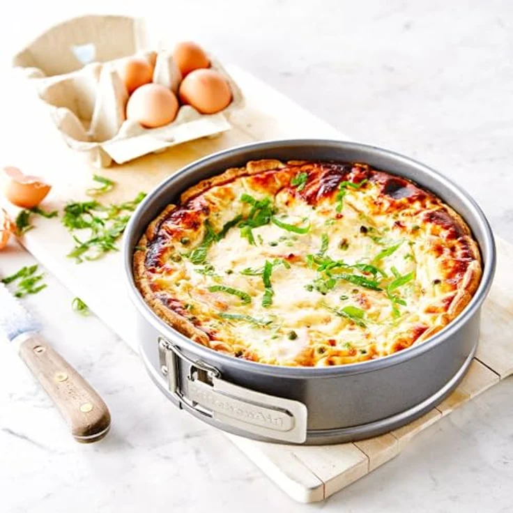 KitchenAid Springform 24 cm, hitzebeständig bis 230 °C, mit Antihaftbeschichtung und kratzfestem Aluminiumstahl, spülmaschinentauglich – Bild 3