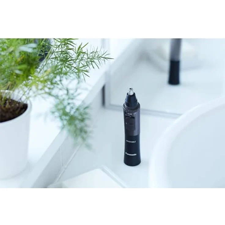 Panasonic Nasen- und Ohrhaartrimmer ER-GN33-H301, Hypoallergene Edelstahlklingen, Smart Wash System, ideal für unterwegs – Bild 3