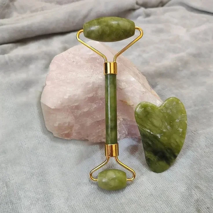 Montegoni Gesichtsmassagegerät Natürliche Gesichtsmassagege Jaderoller & Gua Sha, Anti-Aging, Jade-Stein-Set, Gesicht, Augen, Anti Falten – Bild 1