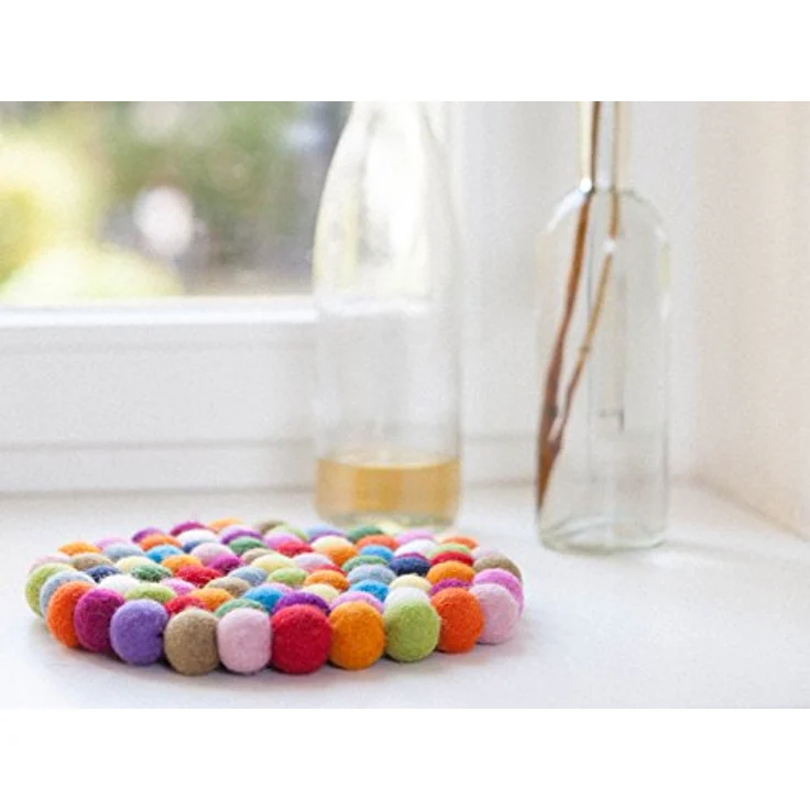 myfelt Filzkugel Topfuntersetzer - Lotte - 20 cm, bunt – Bild 4